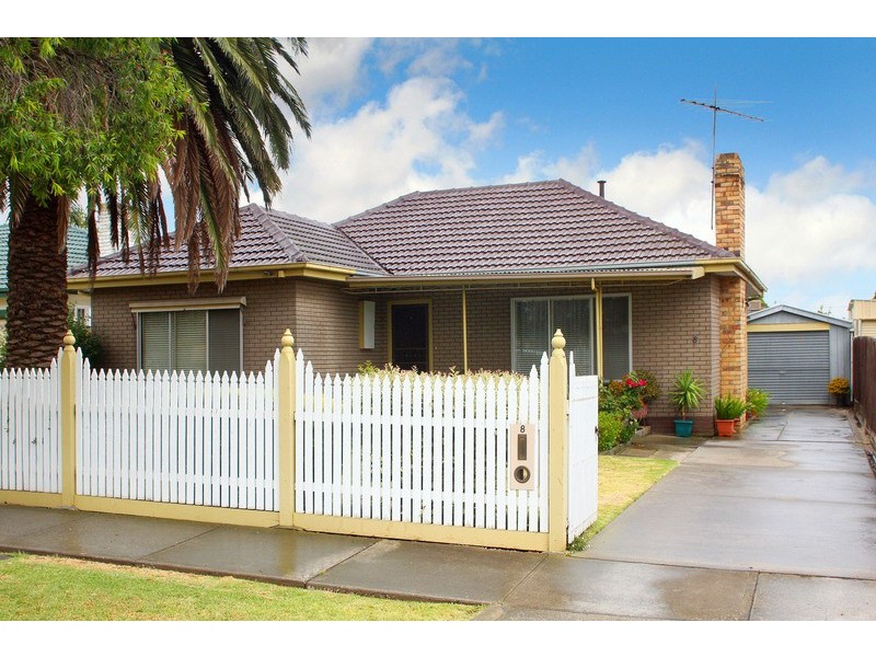 8 Cooke Avenue, Sunshine North VIC 3020