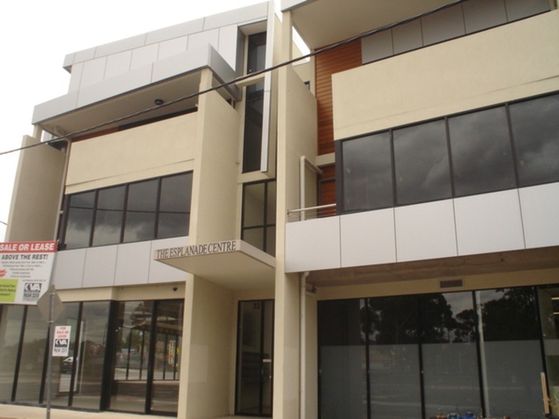 22/30 East Esplanade, St Albans VIC 3021