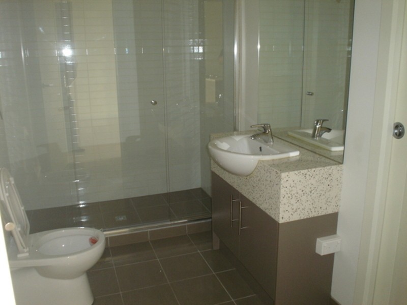 22/30 East Esplanade, St Albans VIC 3021