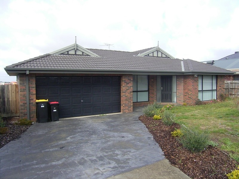 31 Bedingham Drive, Hillside VIC 3037