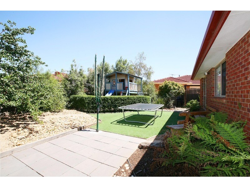 12 Tormorvey Avenue, Hillside VIC 3037