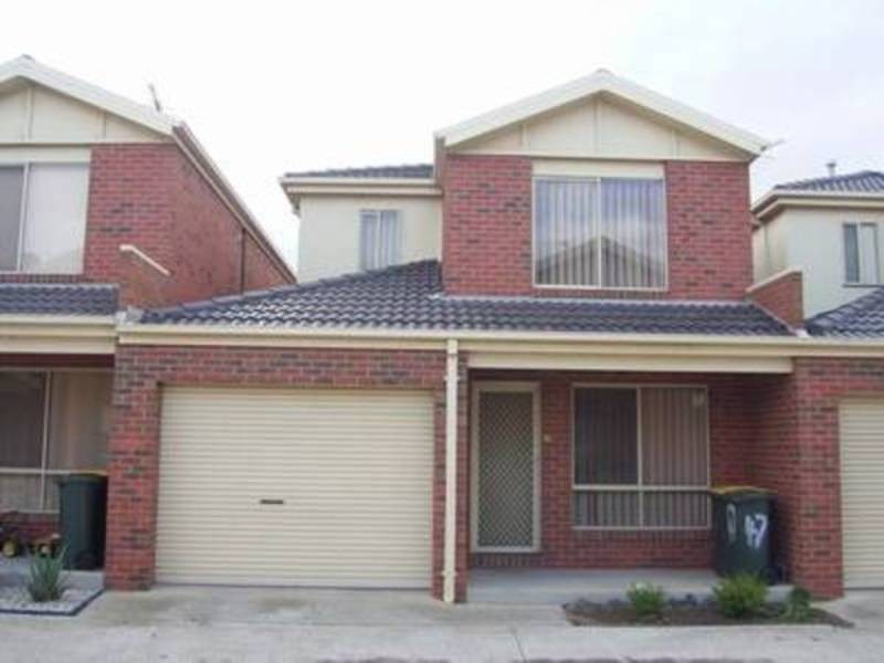 47 Village Avenue, Taylors Lakes VIC 3038