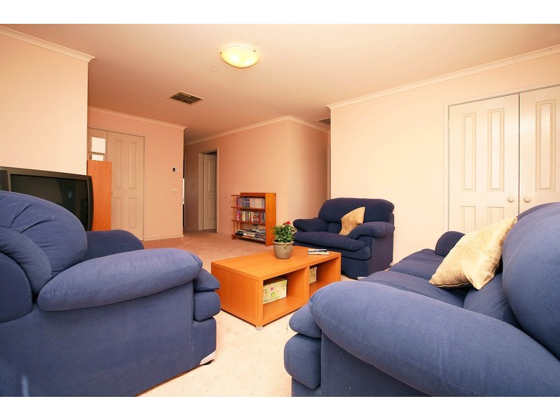 7 Thorogood Court, Taylors Lakes VIC 3038