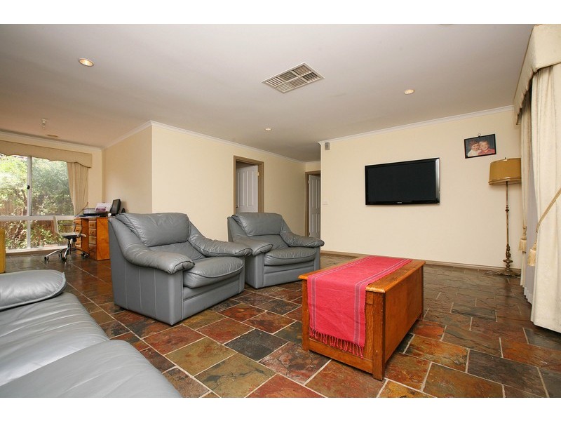 10 Venus Court, Hillside VIC 3037