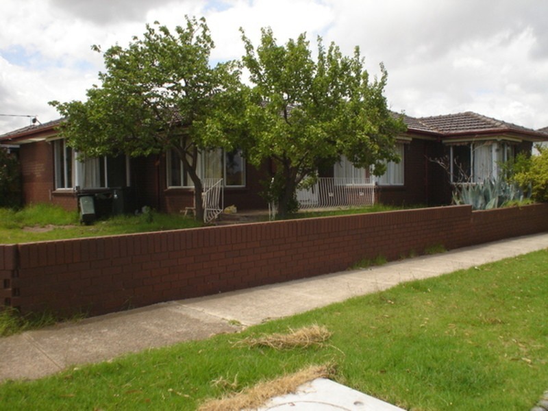 25 Diamond Avenue, Albanvale VIC 3021