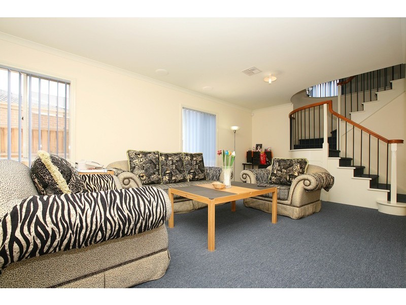13 Catani Court, Burnside VIC 3023