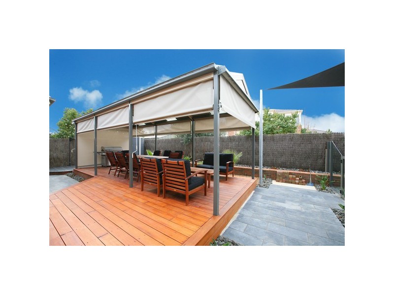5 Marrowie Place, Taylors Hill VIC 3037