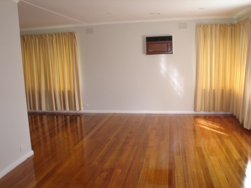 18 Brazilia Avenue, Kealba VIC 3021