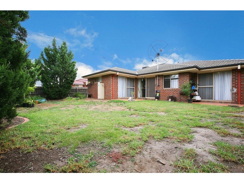 53 Kenswick Drive, Hillside VIC 3037
