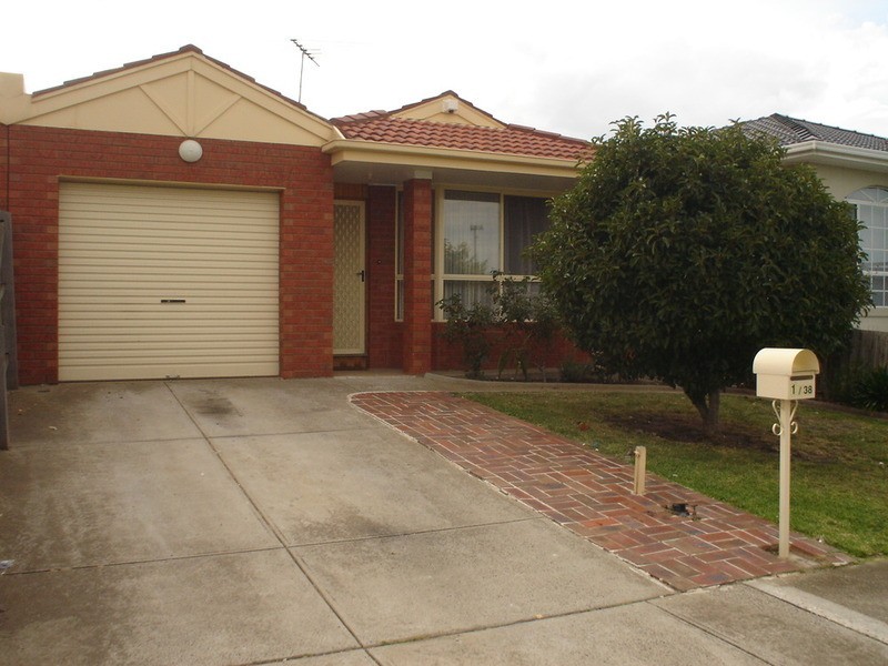 1/38 Saratoga Crescent, Keilor Downs VIC 3038