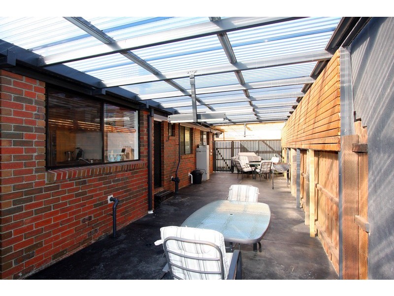 8 Kiev Walk, Delahey VIC 3037