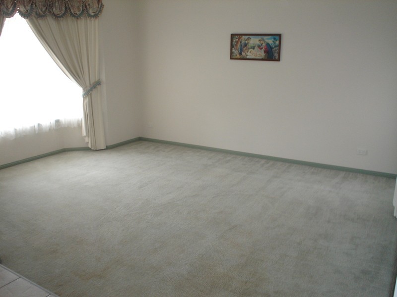 9 Beaumont Court, Sydenham VIC 3037