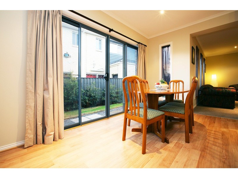 24 Domain Drive, Hillside VIC 3037