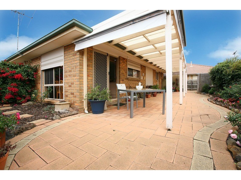 2 Chircop Close, Sydenham VIC 3037