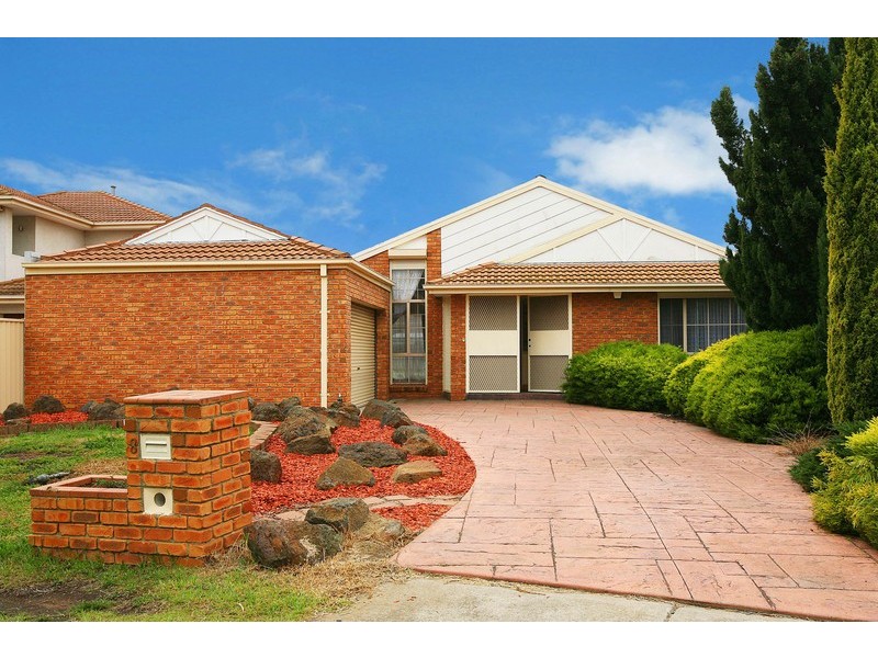 8 Terrye Court, Sydenham VIC 3037