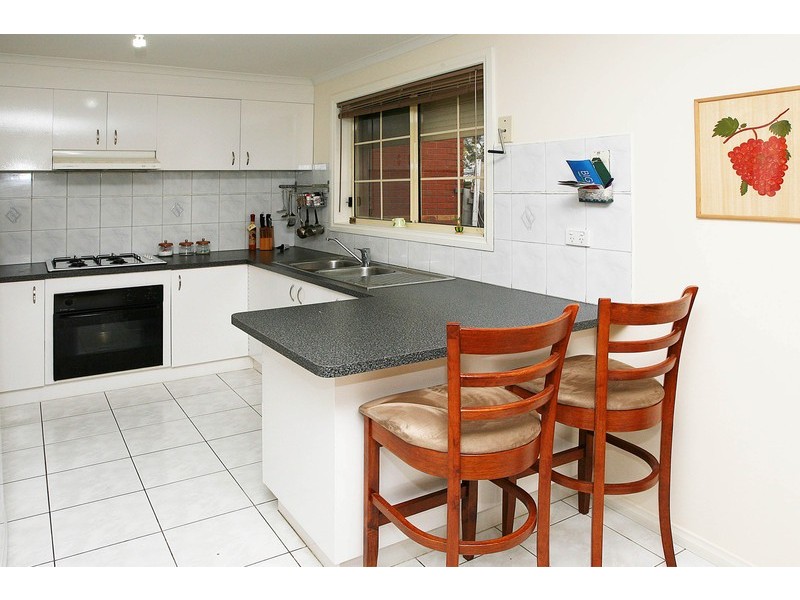 37 Frost Drive, Delahey VIC 3037