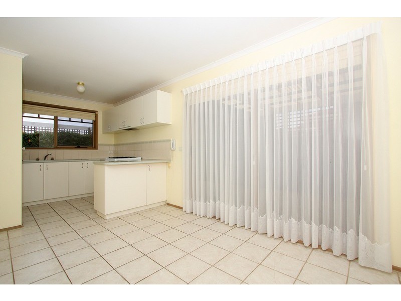 1/2 Terrye Court, Sydenham VIC 3037