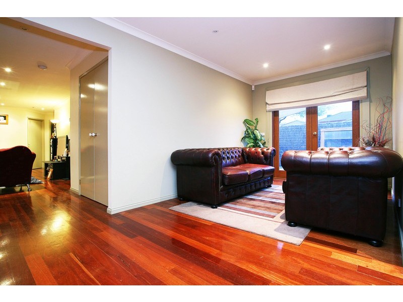 15 Church Avenue, Taylors Hill VIC 3037