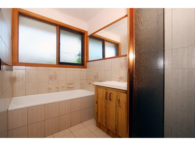 20 Paraburdoo Lane, Kings Park VIC 3021