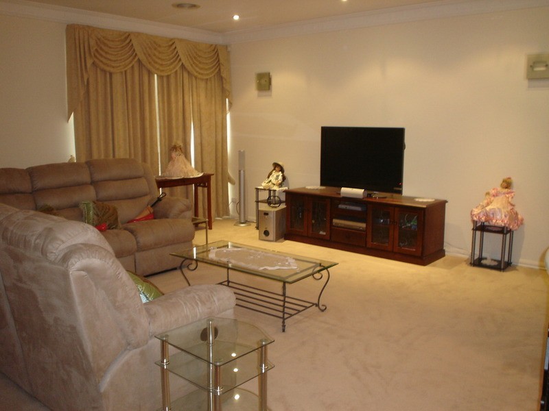 193 Main Road East, St Albans VIC 3021