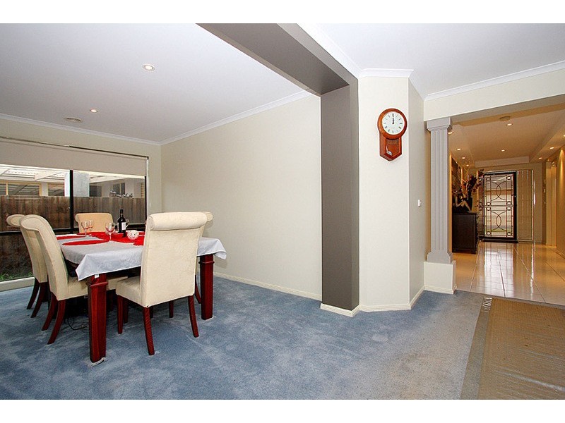 10 Hillview Court, Hillside VIC 3037