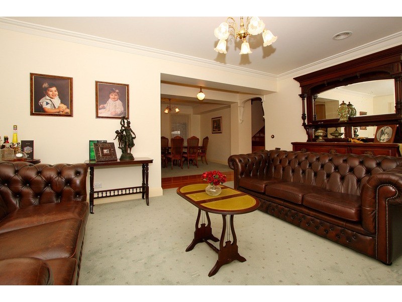 28 Reed Crescent, Taylors Lakes VIC 3038