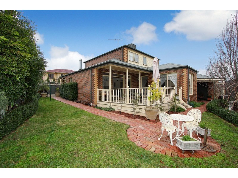 28 Reed Crescent, Taylors Lakes VIC 3038