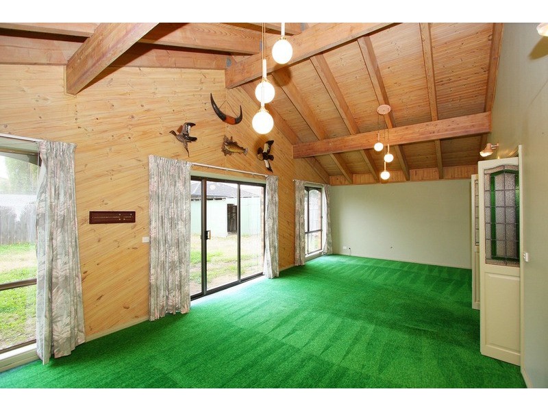 36 Parmelia Drive, Taylors Lakes VIC 3038
