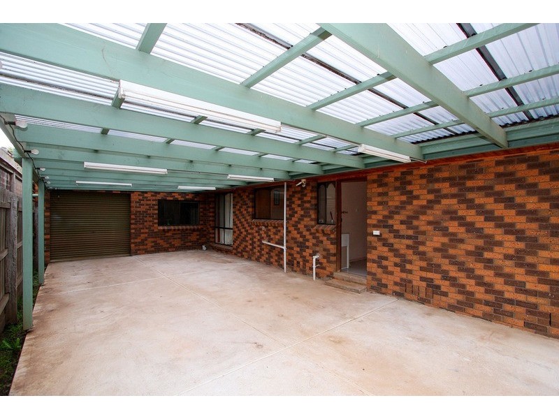 36 Parmelia Drive, Taylors Lakes VIC 3038