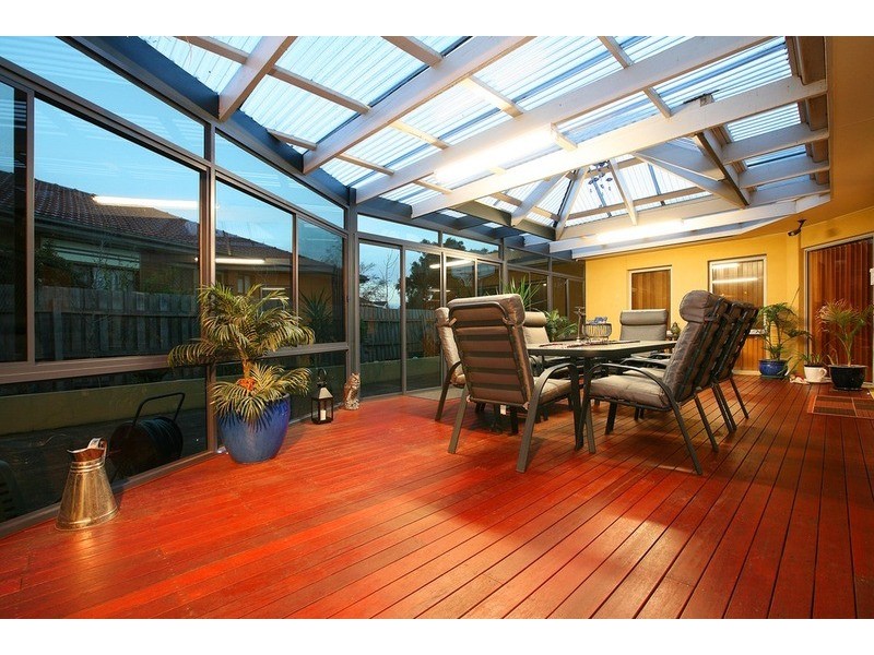 20 Admirals Crescent, Taylors Lakes VIC 3038