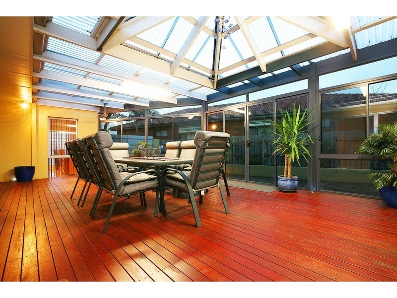 20 Admirals Crescent, Taylors Lakes VIC 3038