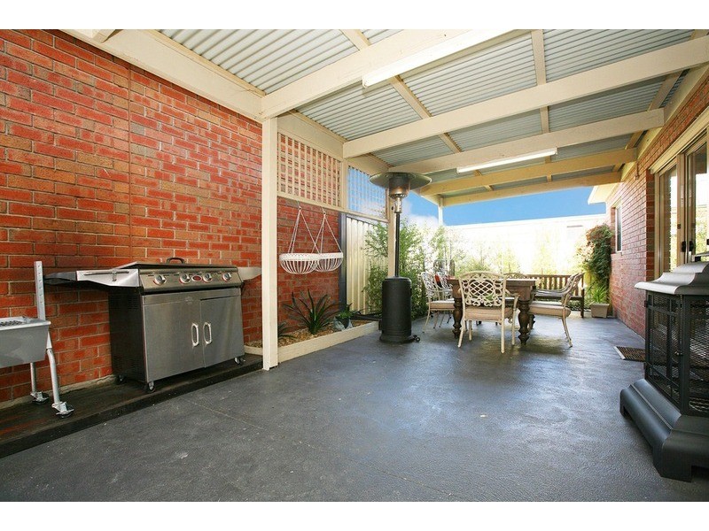 1/12 Buckingham Street, Sydenham VIC 3037