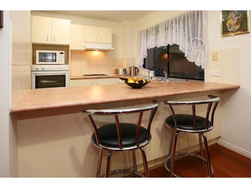 28 Kenswick Drive, Hillside VIC 3037