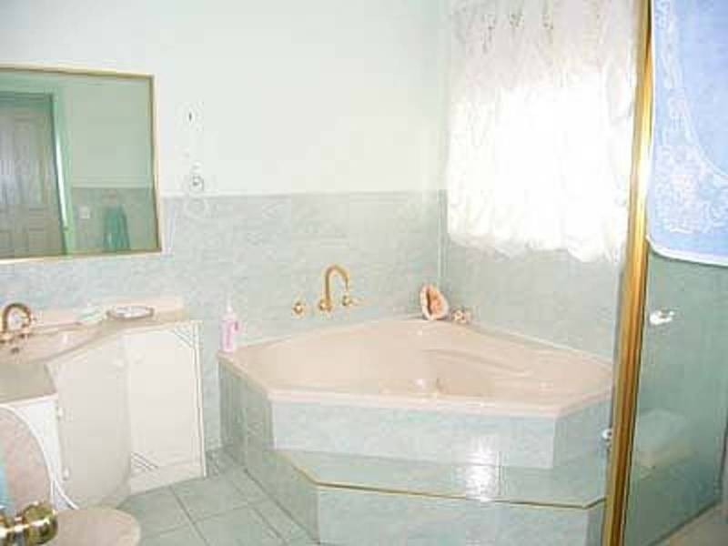 1 Bravo Close, Keilor Downs VIC 3038
