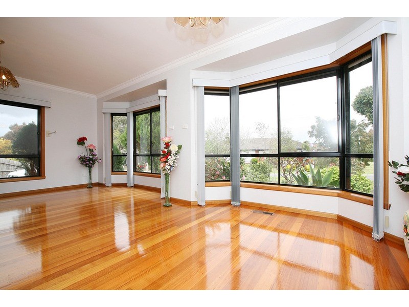 16 Blacksmith Place, Sydenham VIC 3037