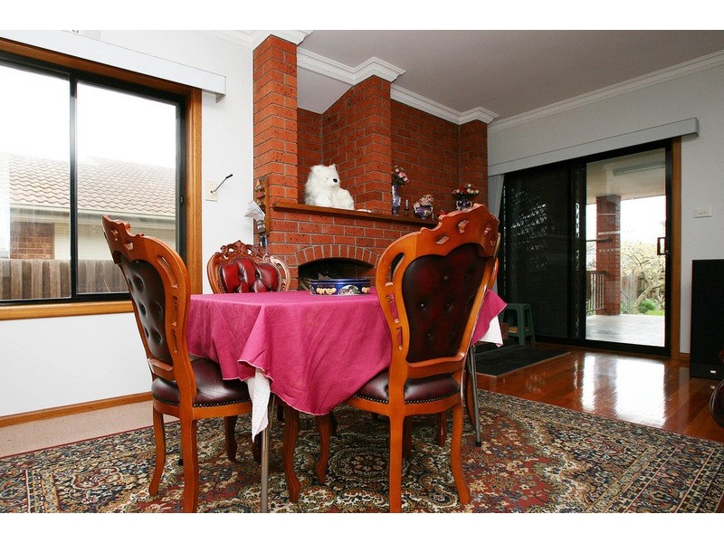 16 Blacksmith Place, Sydenham VIC 3037