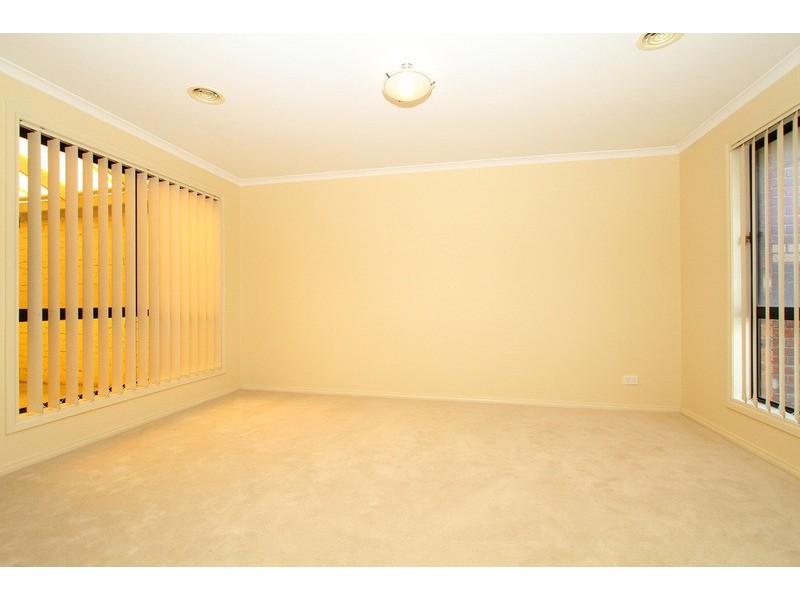 60 Meade Way, Sydenham VIC 3037