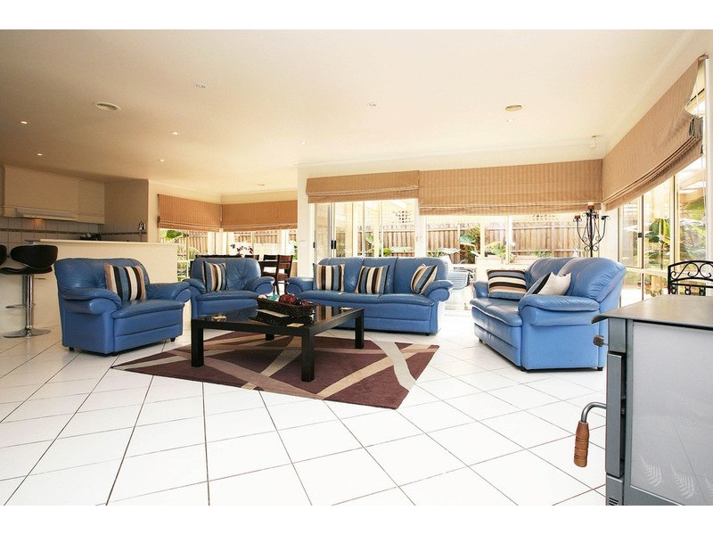 16 Rockwood Place, Hillside VIC 3037