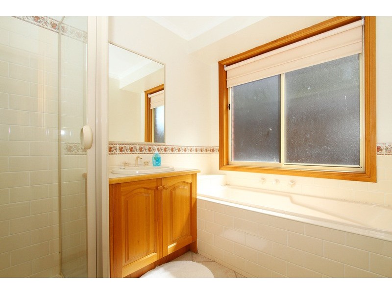 29 Kelland Avenue, Hillside VIC 3037