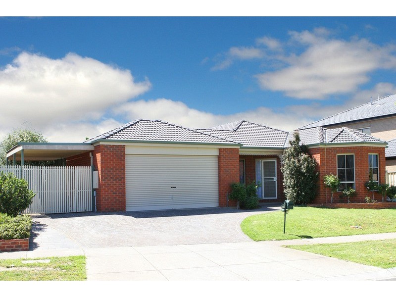 22 Topaz Drive, Hillside VIC 3037