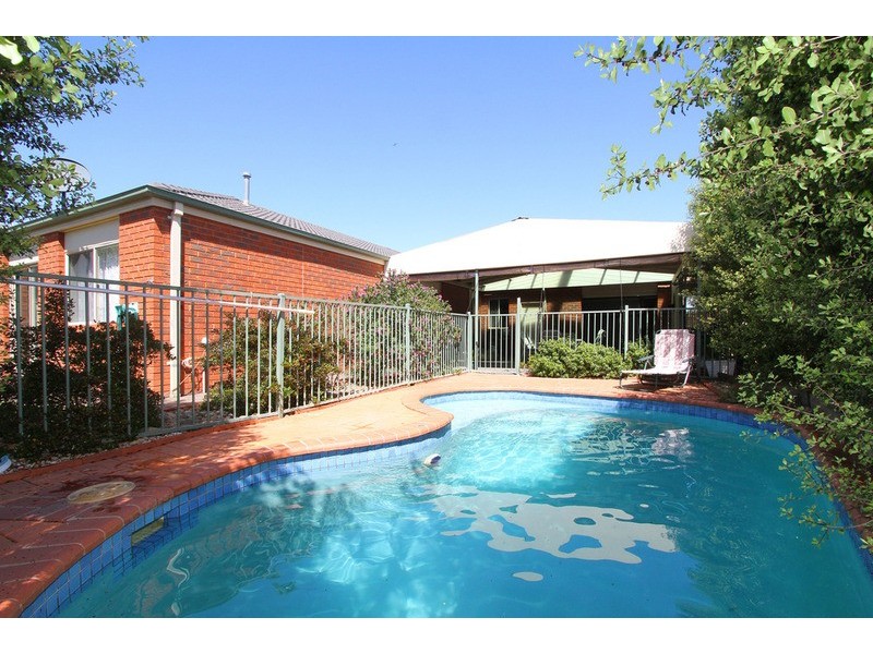 22 Topaz Drive, Hillside VIC 3037