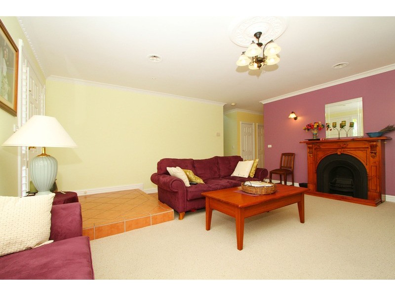 23 Golden Way, Hillside VIC 3037