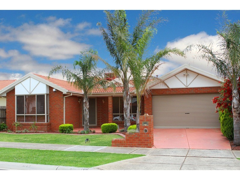 12 Oarsome Drive, Delahey VIC 3037