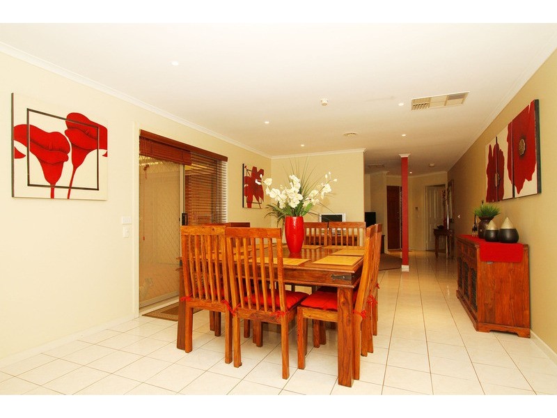 12 Oarsome Drive, Delahey VIC 3037