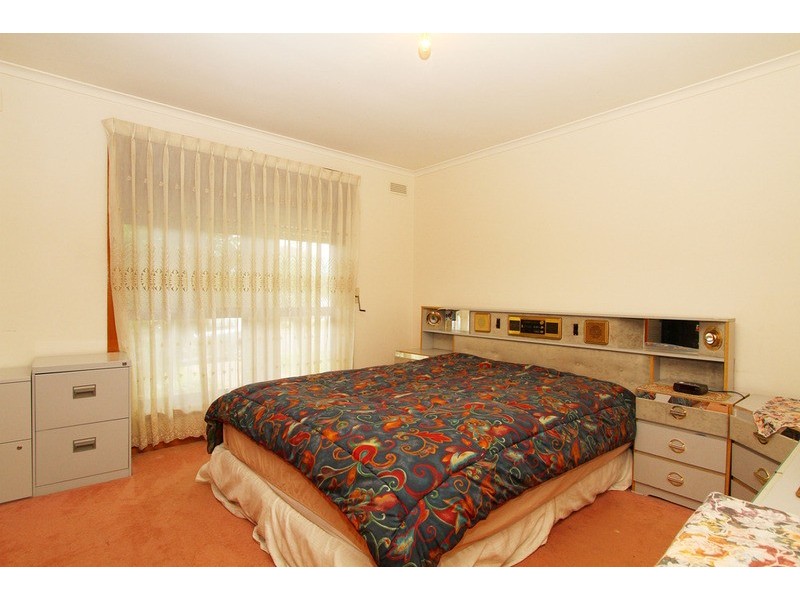 56 Swindon Crescent, Keilor Downs VIC 3038