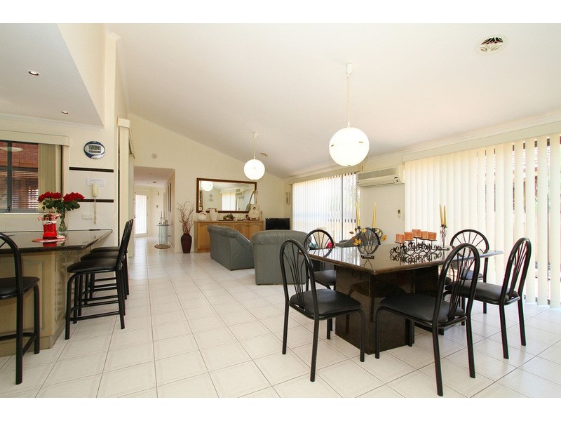 12 Spellman Avenue, Sydenham VIC 3037