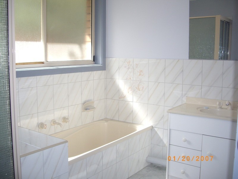 2/17 Proctor Crescent, Keilor Downs VIC 3038