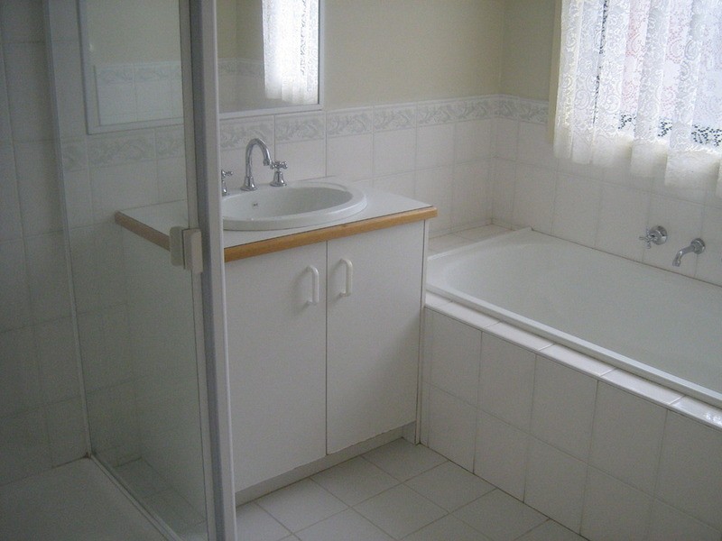 6 Correa Close, Delahey VIC 3037