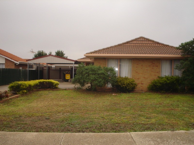 9 Young Court, Delahey VIC 3037