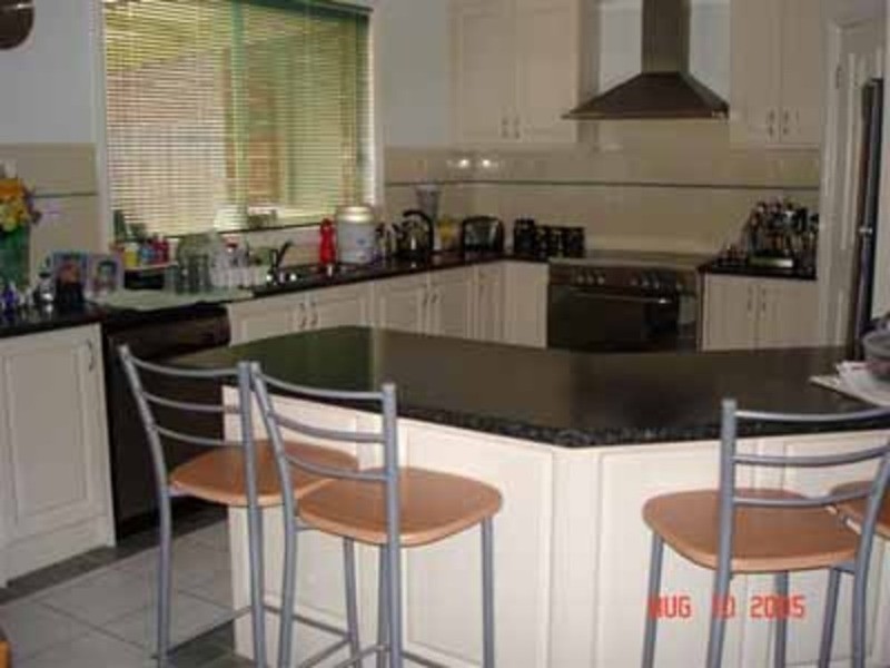 10 Stedman Court, Taylors Lakes VIC 3038